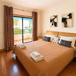 Lidia Oura With Private Swimmingpool *