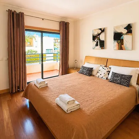 Lidia Oura With Private Swimmingpool *